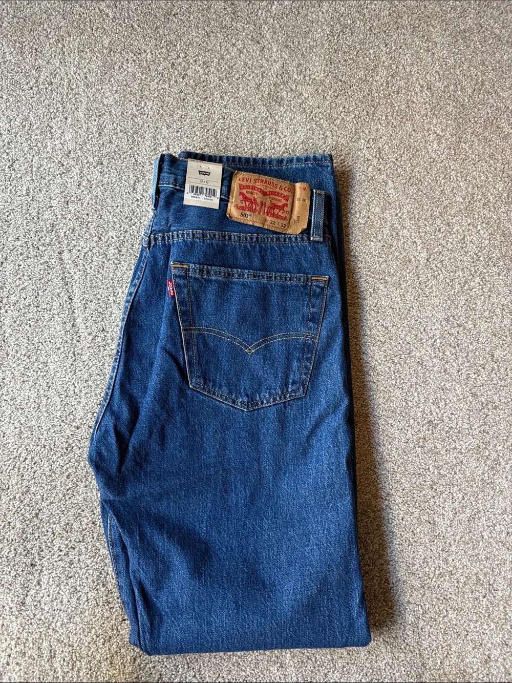 NWT Levi's Straight Men’s 501 Jeans in Dark Blue Denim